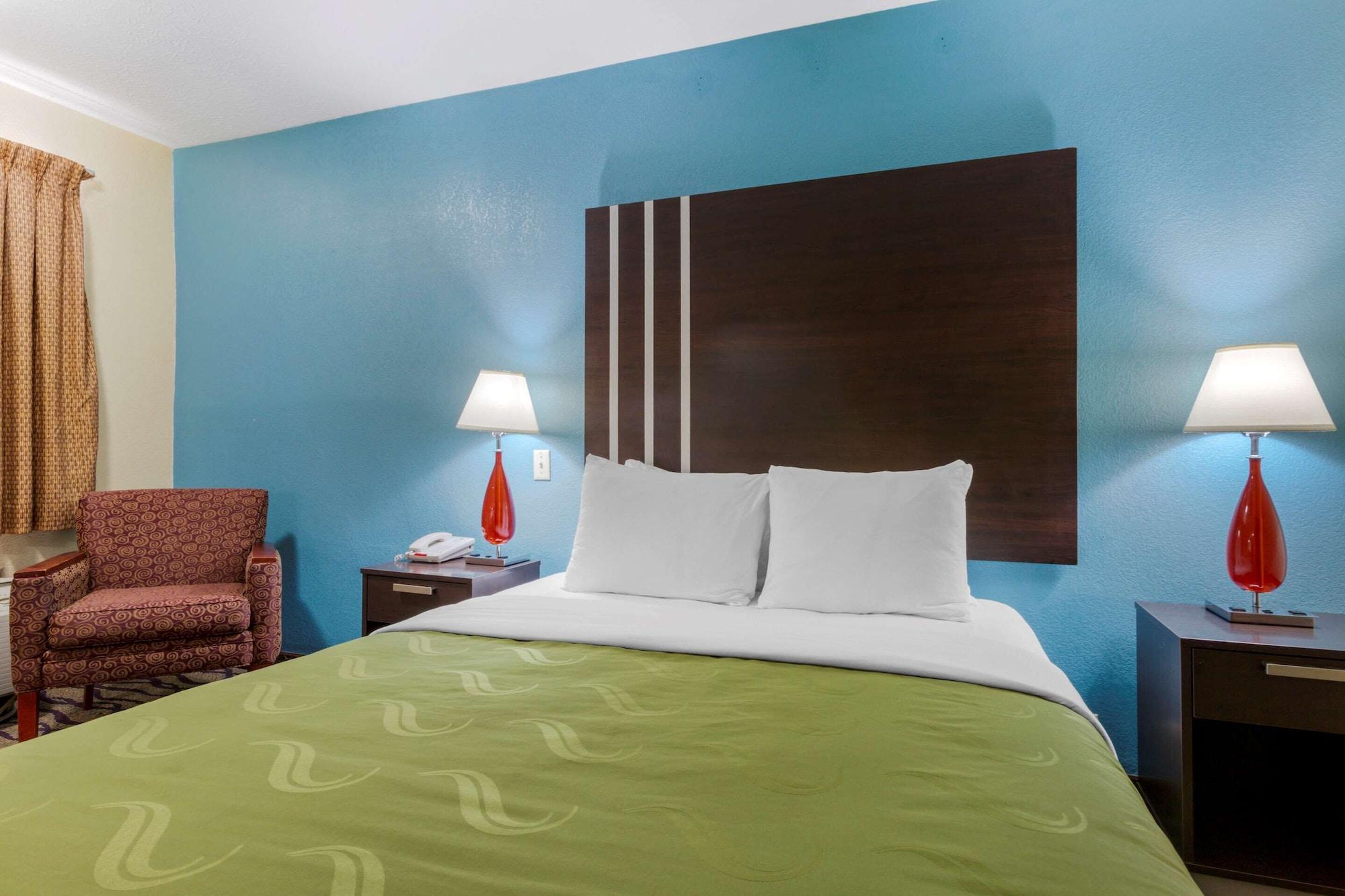 Quality Inn Columbus-East Exterior photo