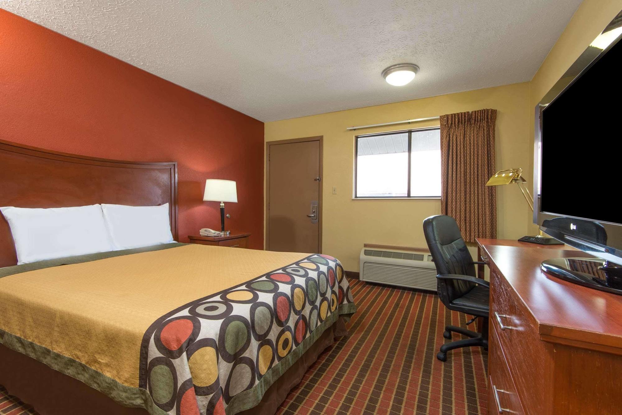 Quality Inn Columbus-East Exterior photo