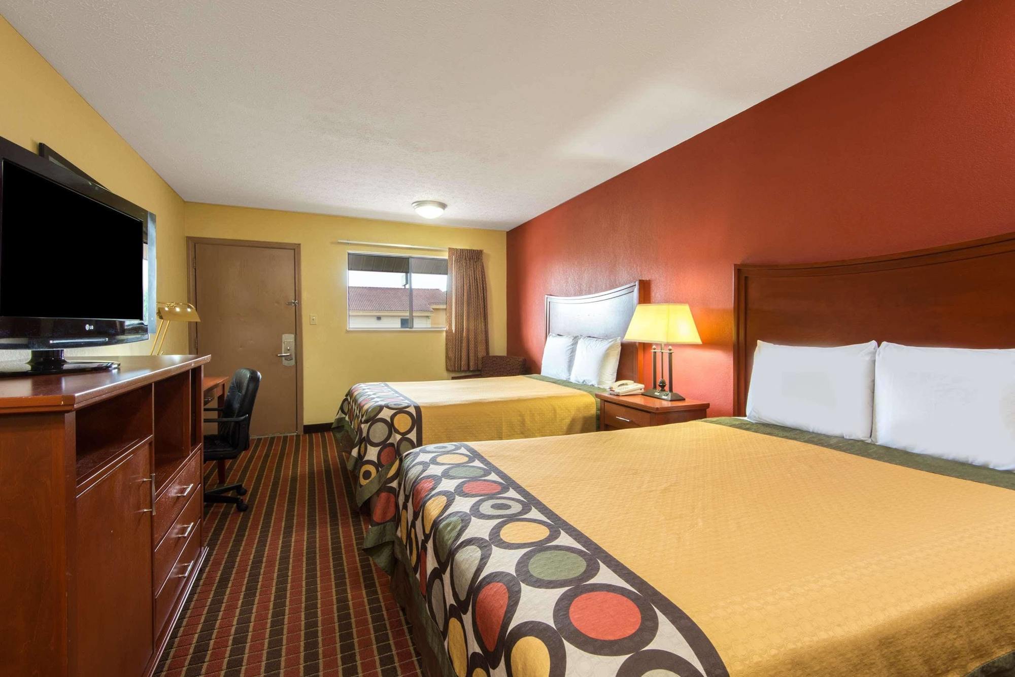 Quality Inn Columbus-East Exterior photo