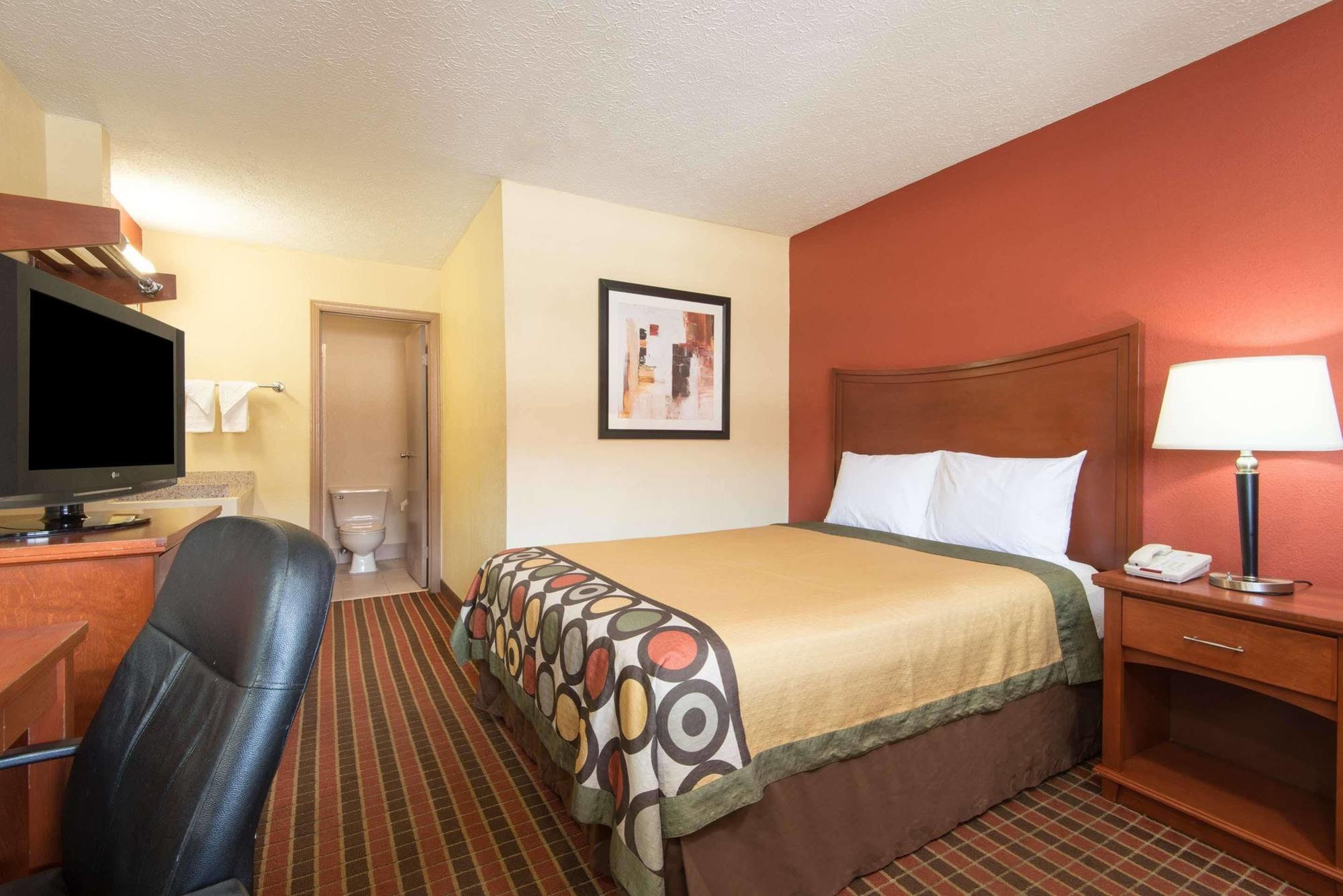 Quality Inn Columbus-East Exterior photo
